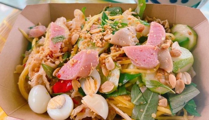 Tré Trộn Bình Định Và Bánh Tráng Ăn Vặt