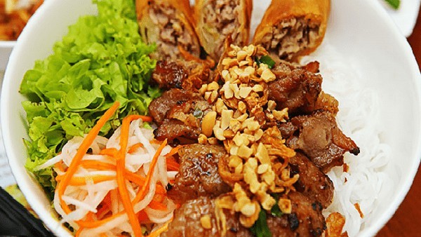 Bún Thịt Nướng Bà Cam 2