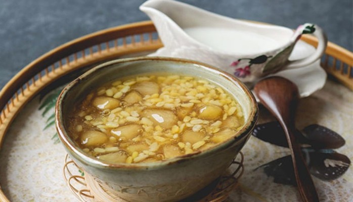 Ăn Vặt Mẹ Sâu - Chân Gà Thảo Quả & Chè Thái - Giảng Võ