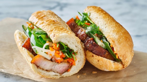 Bánh Mì Thịt Nướng Cô Hương - Mai Hắc Đế