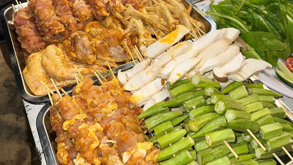 Uchao BBQ & More - La Sơn Phu Tử