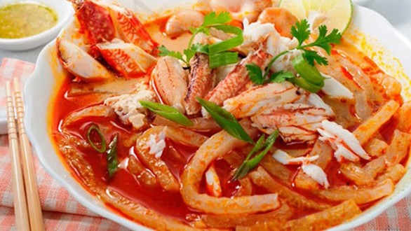 BÁNH CANH HÀ LAN BÉ ÚT - Lý Thường Kiệt