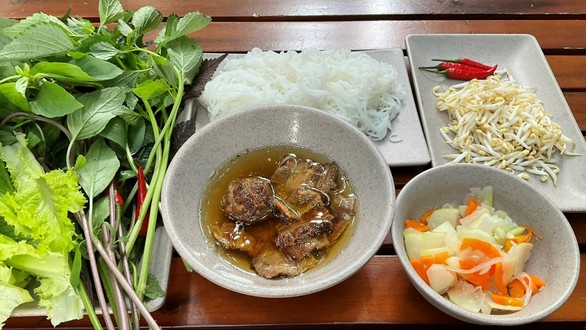 Bún Chả Hà Nội - Bún Chả Xuân