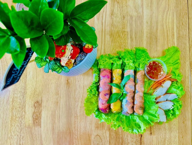 Trạm Hạnh Phúc - Cơm Eat Clean & Cơm Văn Phòng - Trần Hưng Đạo