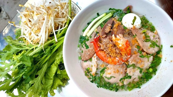 Hủ Tiếu Nam Vang Bò Viên 237 - Trần Văn Đang