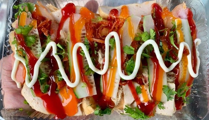 Tiệm Bánh Mì & Bánh Tráng Trộn Nhà Sam - Vinhome Ocean Park