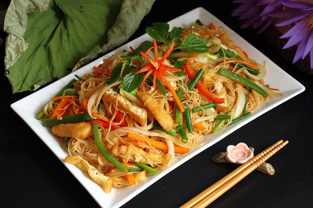 Bánh Cuốn Nóng Bắc Nam