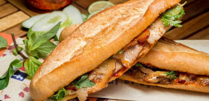 Bánh Mì Đẫm Lệ - 41 Định Công