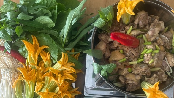 Quán Cơm 139 - Cơm Phần & Lẩu Gà Chanh Ớt, Lẩu Bao Tử Hầm Tiêu - Nguyễn Hữu Cảnh