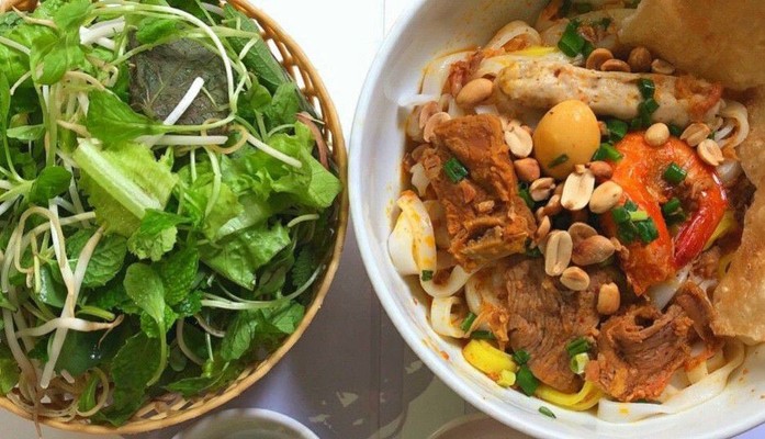 Mì Quảng Cô Mai Đầm Sen - Hòa Bình