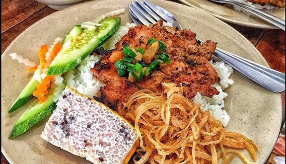 Cơm Tấm Thạch - Nguyễn Văn Lượng