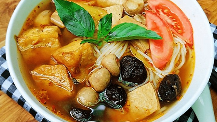 Quán Chay Hoàng Yến - Bún Thái Chay - Trần Văn Giàu