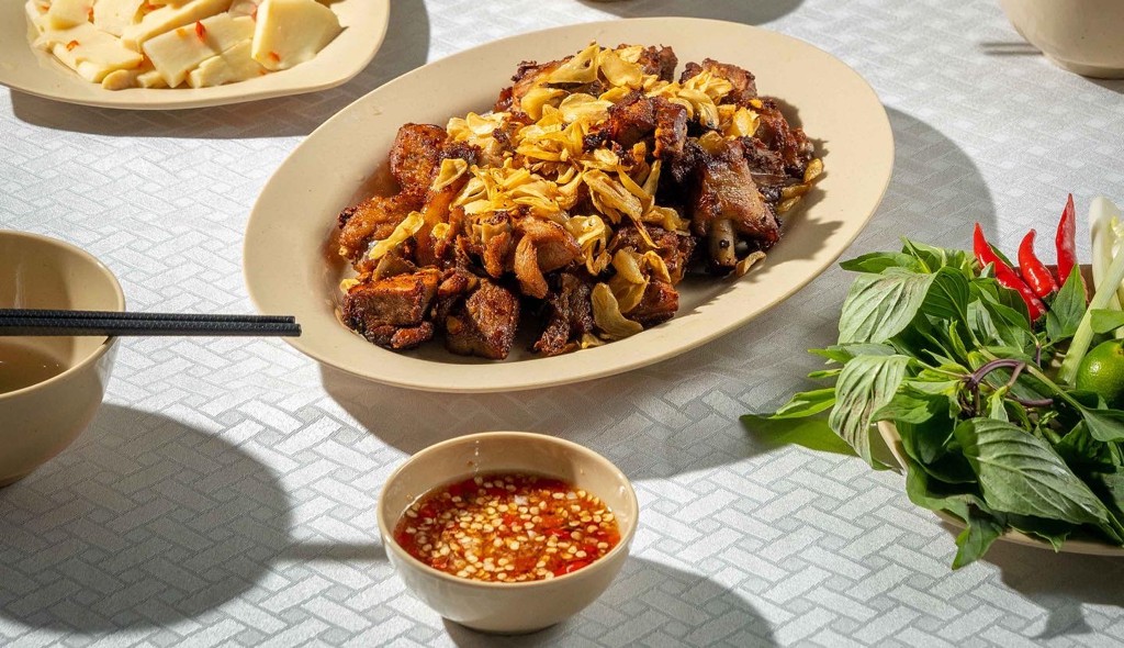 PHỐ HÀNG NGAN - Bình Thạnh