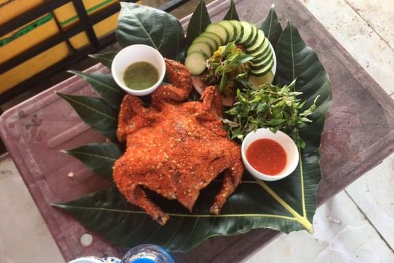 AK - Gà & Má Hàm Nướng Muối Ớt - 225 Ngô Quyền