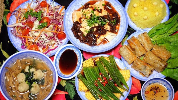 Ẩm Thực Chay Nhân Duyên - Phạm Huy Thông