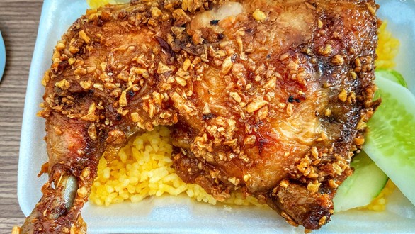 Cơm Gà Xối Mỡ Phổ Quang - Phổ Quang