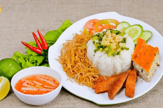 Cơm Chay Hạnh Phúc - 7 Ngõ 62 Đông Thắng