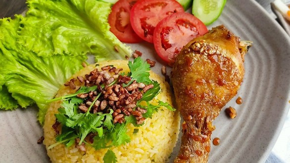 Cơm Gà Xối Mỡ Chị Tống - Cơm Gà Xối Mỡ - Nguyễn Du