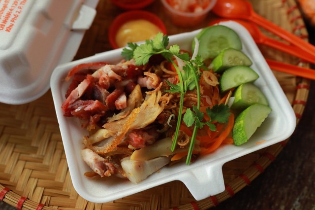 PaMi - Bánh Mì & Xôi - 1602 Nguyễn Ái Quốc