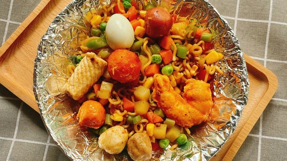 Tiệm Con Vịt - Mì Trộn Indomie - 7 Tân Xa