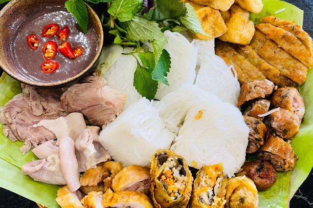 Bún Đậu Mẹt & Bún Chả Ai Gia - CC 42 Tôn Thất Thiệp