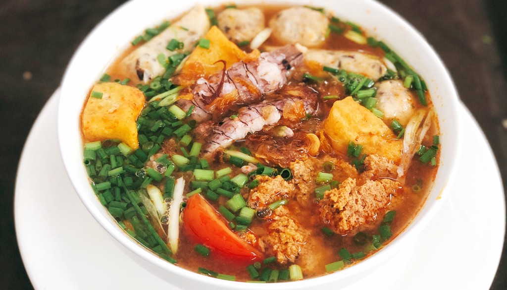 Bún Riêu Góc Phố - Bún Riêu Bề Bề, Bún Riêu Bò Giò Mọc & Bún Riêu Chả ...
