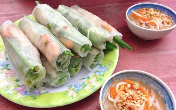 Yến Mai - Gỏi Cuốn & Bò Bía, Bánh Ướt - Lê Thị Trung