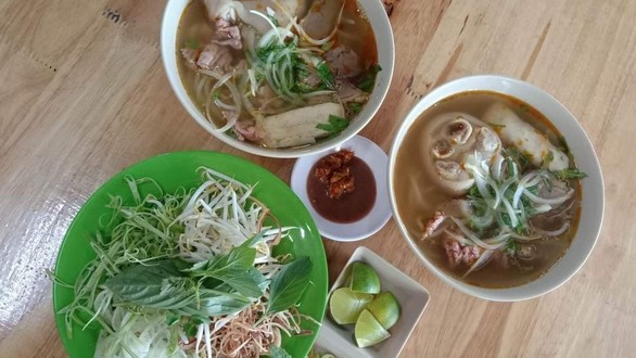 Bún Bò Huế Út Nem - Đồng Khởi