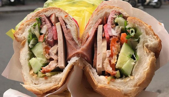 Bánh Mì Sài Gòn - 25 Nguyễn Đình Chiểu