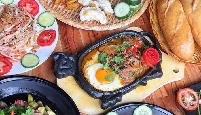 Quán Ông Hoài - Bò Né, Bò Bít Tết & Bò Sốt Hàu - Cách Mạng Tháng 8