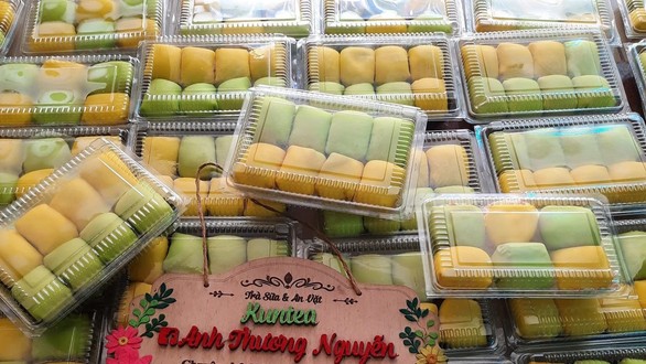 Bánh Crepe Sầu Riêng & Bánh Tráng, Nước Ép - Anh Thương Nguyễn