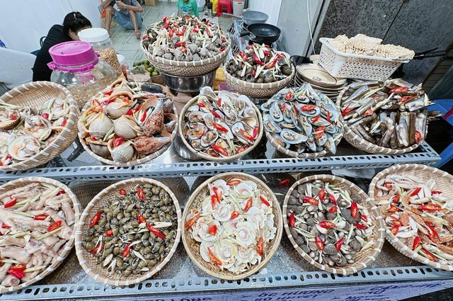 Ốc Mến - Tôn Thất Đạm