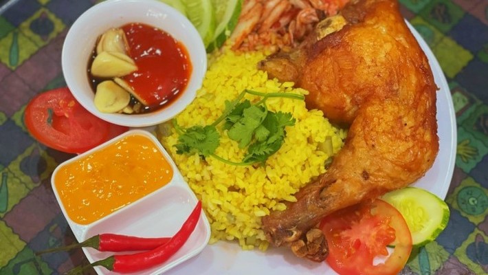 Cơm Gà Da Giòn - Phan Huy Ích