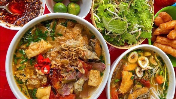 Hà Bún - Bún Riêu Cua & Bánh Đa Trộn - Phố 8/3