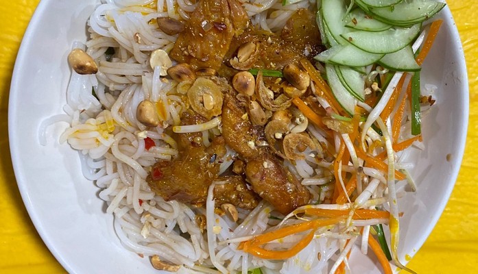 Bún Thịt Nướng, Bún Mắm & Bánh Nậm Nóng - Mọi