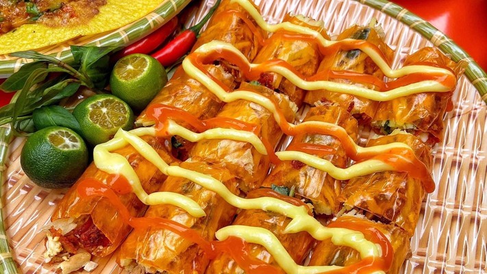 Bánh Tráng, Chân Gà & Tré Trộn - Ăn Vặt Nhà Chuối