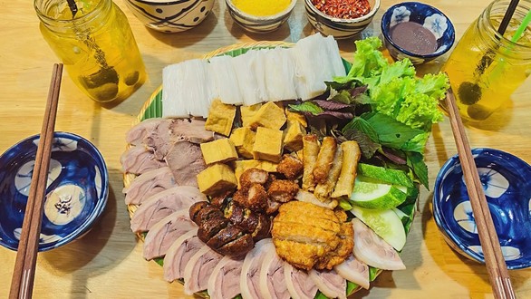 Bún Đậu Mắm Tôm Quyên Tân Phú