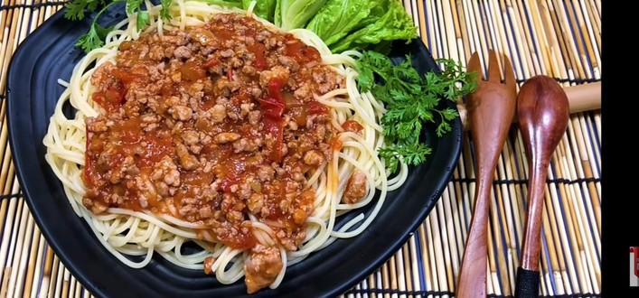 Mì ý, Nui Sốt Spaghetti & Trà Trái Cây - Win Bar