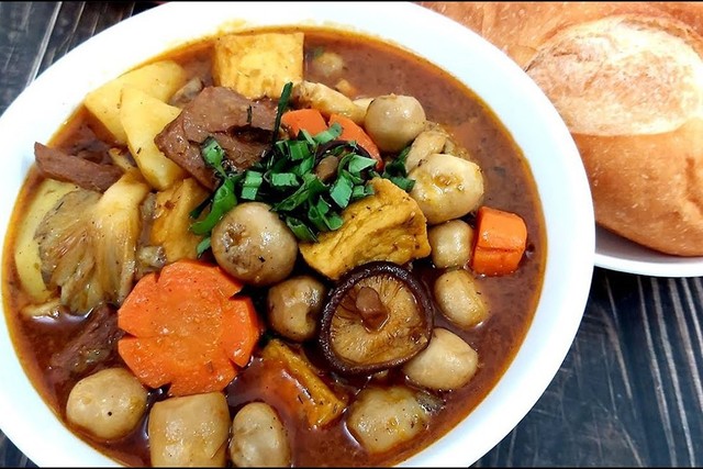 Quán Chay Phương Vy - Dương Quảng Hàm