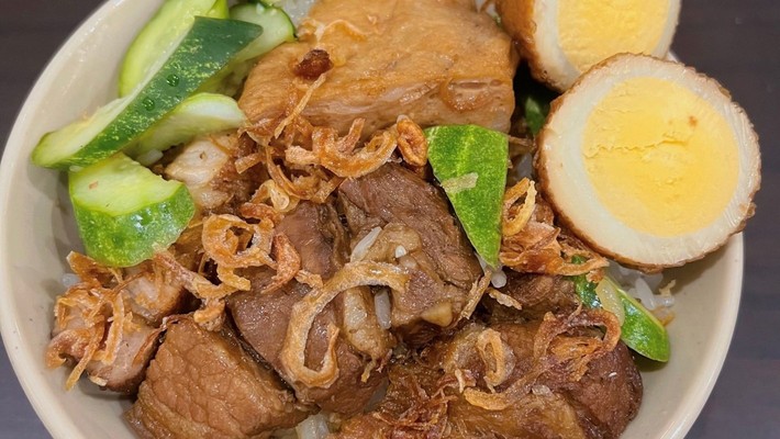 Tiệm Xôi 113 - Đội Cấn