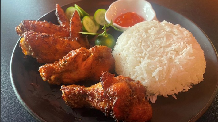 Cow Mee Inn - Mì Bò Đài Loan Taiwan Beef Noodle - Q1