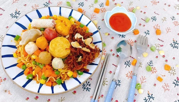 Tiệm Mỳ Indomie - Kim Mã Thượng