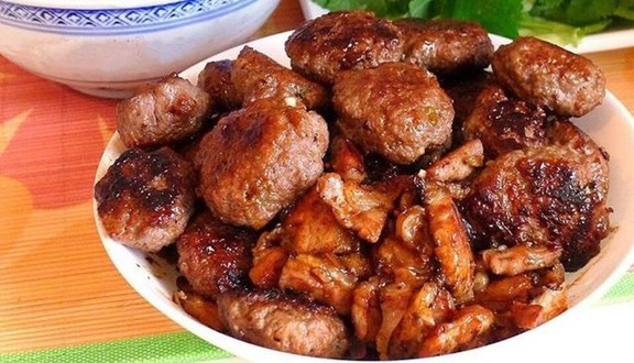 Bún Chả - Bún Chả Hà Thành N11B