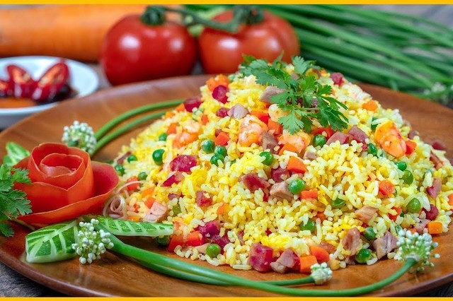 Xiên Viên Khè & Gà Ri Ngậm Muối Hồng - Nguyễn Thái Học