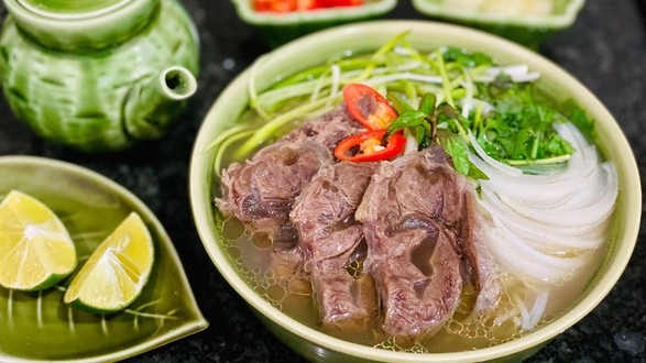 Phở 25k - 349 Minh Phụng