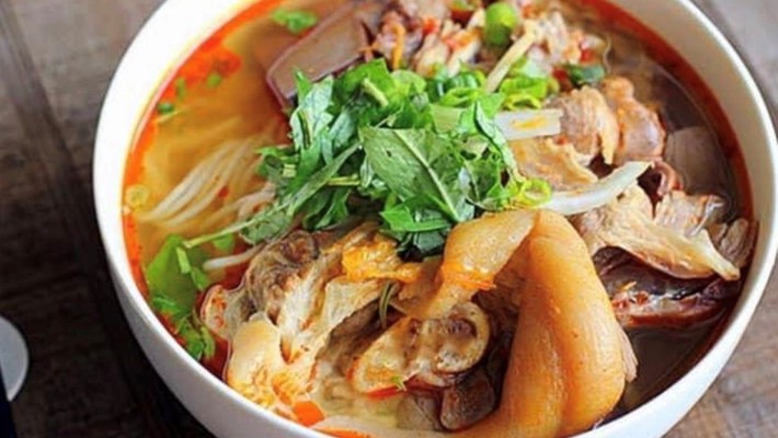 Bún Bò Huế Chị Bé