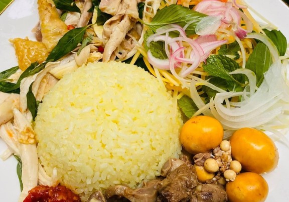 Bún Cá Chấm Cô Béo - 157 Dương Quảng Hàm