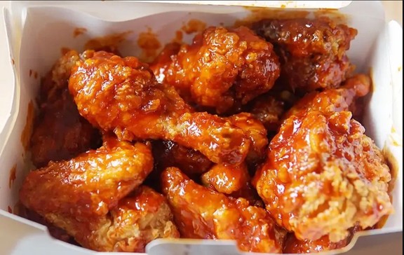 Wonder Chicken - Gà Rán & Mỳ Trộn Sốt Hàn Quốc - Trần Mai Ninh