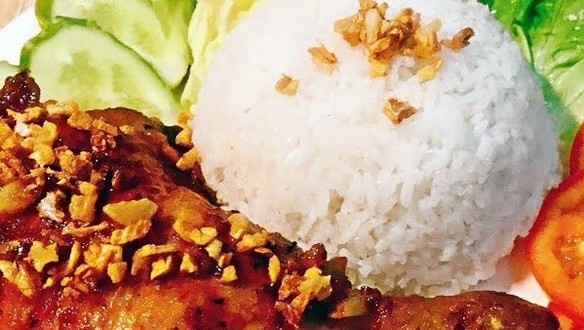 Phở Quảng - Phở Bò, Cơm Rang & Cơm Văn Phòng - 626 Lạc Long Quân