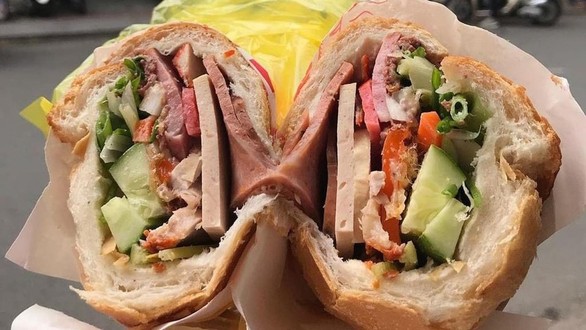 Bánh Mì Ô Môi - Bánh Mì Jambon Long Khánh - 131 Bà Triệu